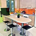 Simotas 4 Four Apartment