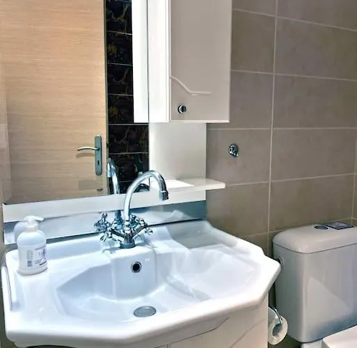 Lägenhet Simotas 4 Four